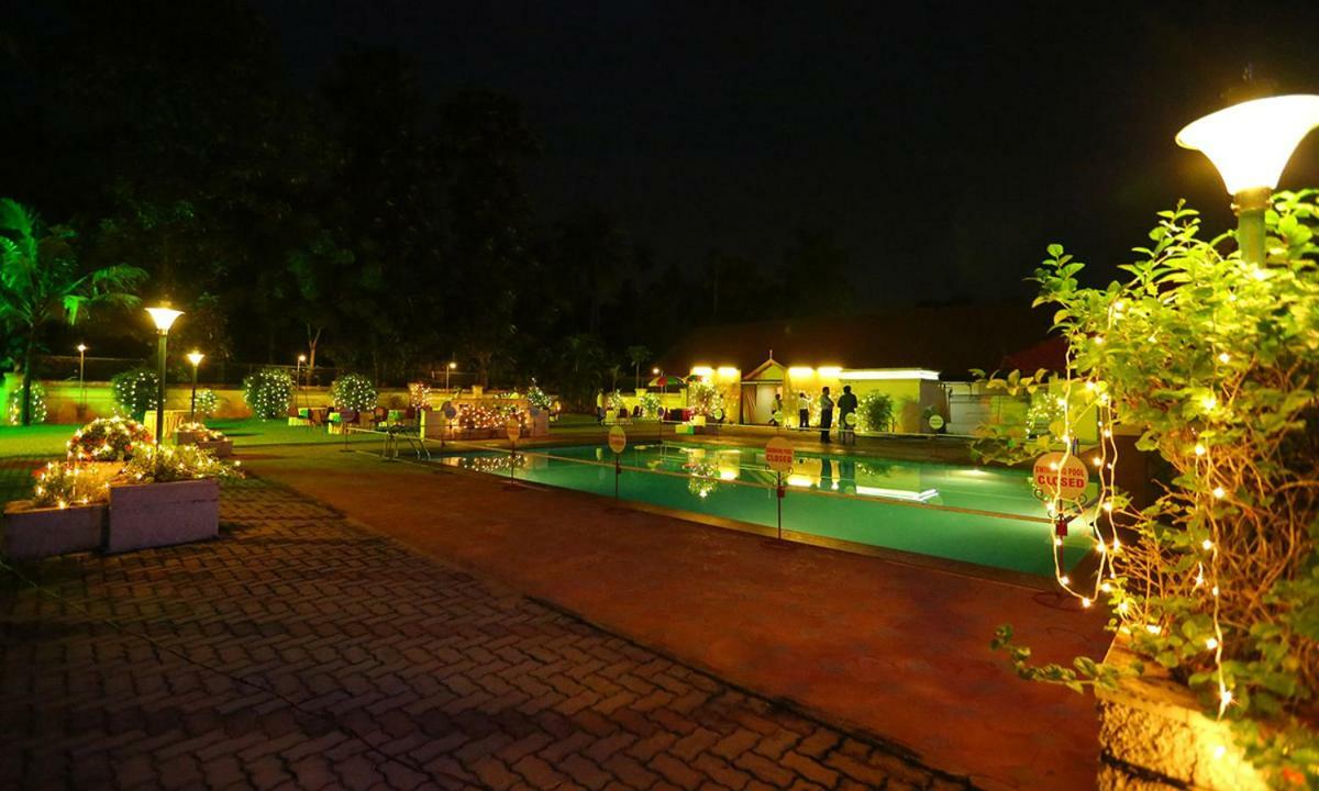 Quality Airport Hotels Nedumbassery Exterior foto